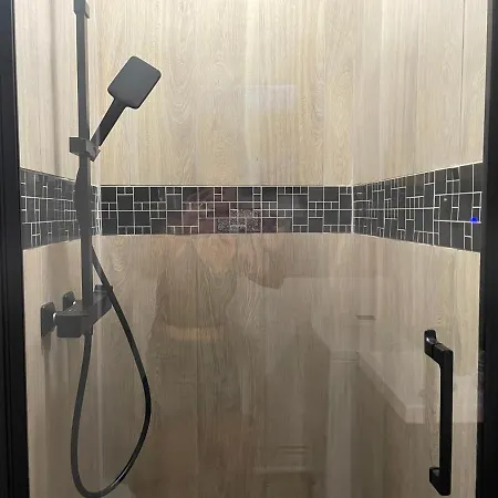 El Circo Gambetta,sublime Balneo Hypercentre Apartman *